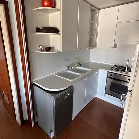 Appartamento Ampio In Centro Con Vista - Terrazze, Parcheggio Gratuito E Wi-fi Lignano Sabbiadoro