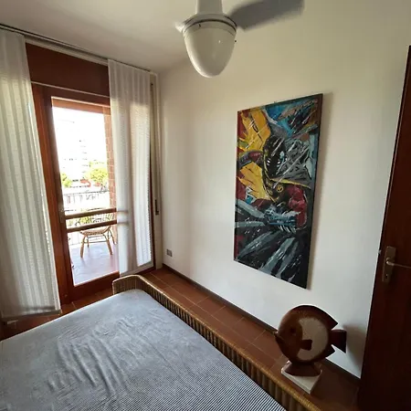Apartment Ampio In Centro Con Vista - Terrazze, Parcheggio Gratuito E Wi-fi Lignano Sabbiadoro